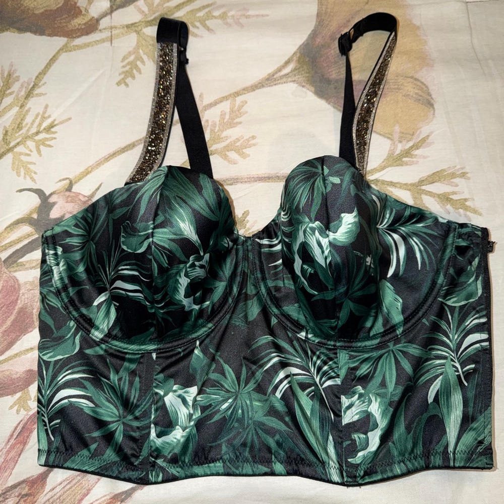 Victoria's Secret Emerald Green Tropical Longline Bra